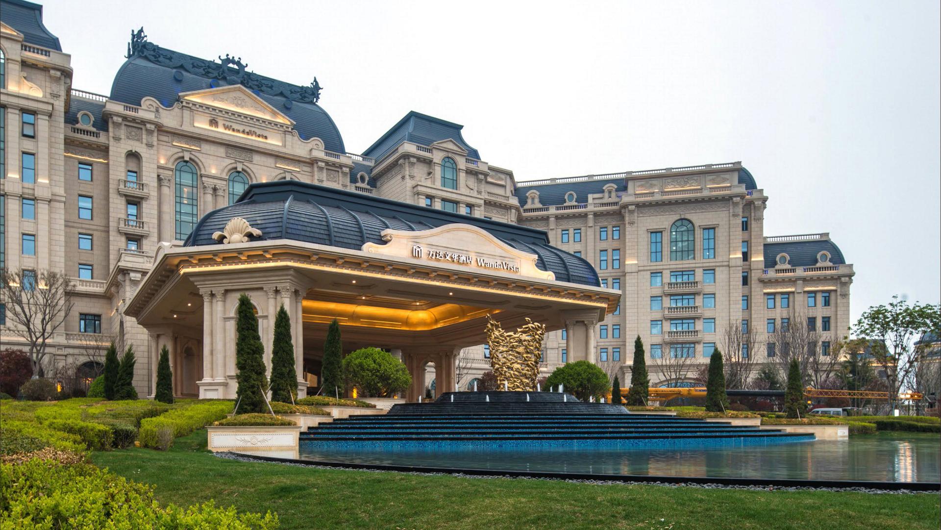 Qingdao Oriental Cinema Hotel
